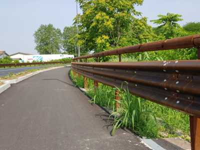 H2 BL 3N Corten Con Corrimano In Legno